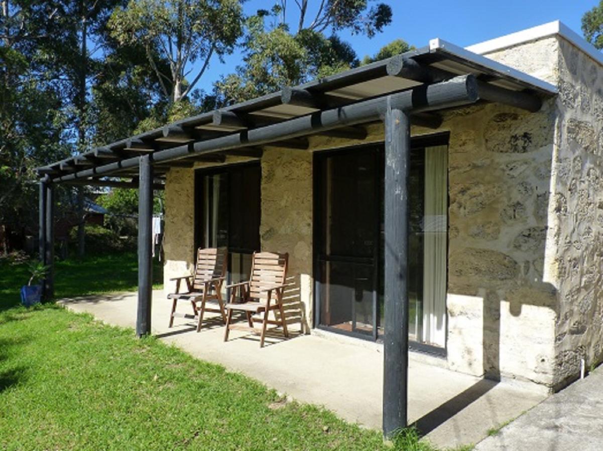 Happy Dogs Cottage Margaret River Exterior photo